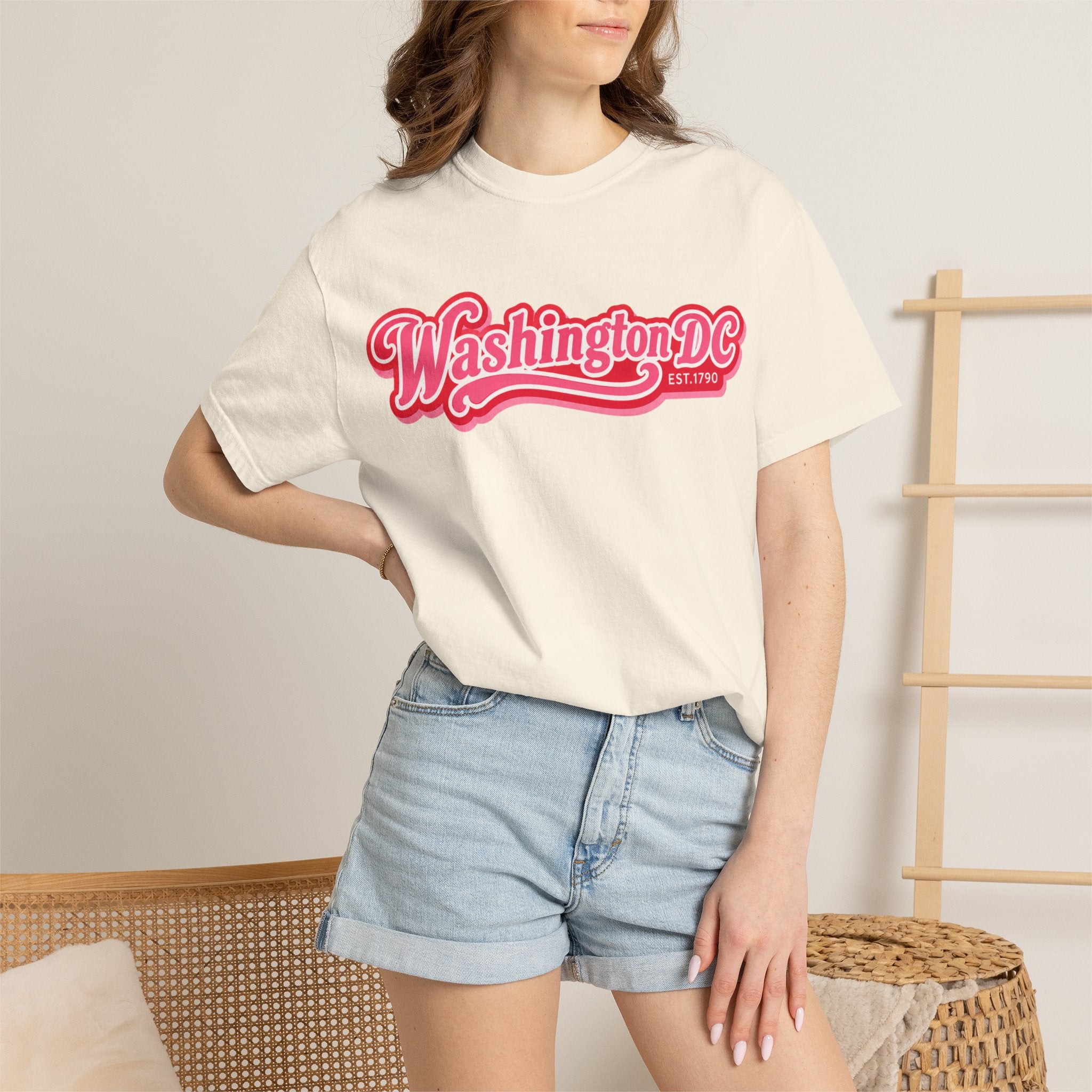 Washington DC Retro Script Tee